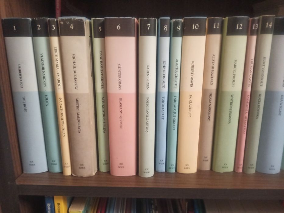 Kolekcja gazety wyborczej Działa Nawarony MacLean Alistair