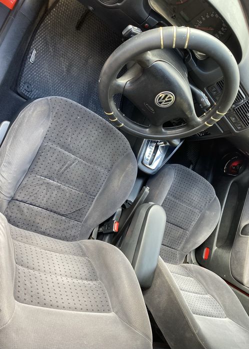 Volkswagen Golf 4 1.6 автомат
