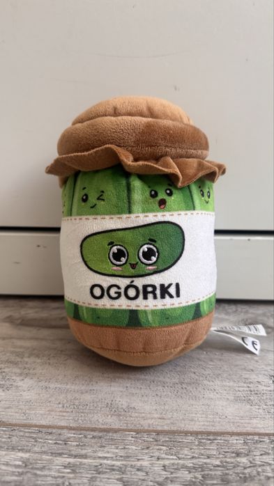 Maskotka ogórki biedronka