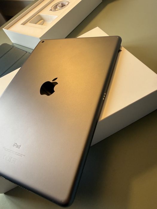 Apple iPad 10.2” 2021 9a Geração 64GB