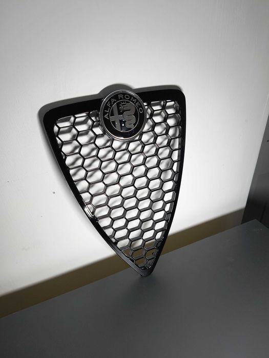 Atrapa Grill Alfa Romeo MiTo plaster miodu Tuning CENA DO KONICA SIERPNIA
