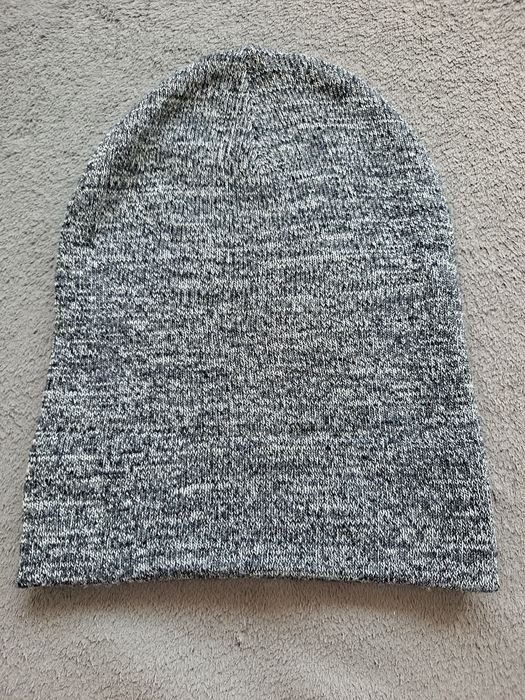 Czapka męska H&M w odcieniach szarości