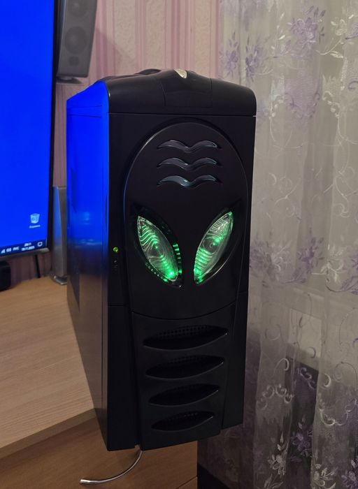 Компьютер системный блок на DDR2 ретро