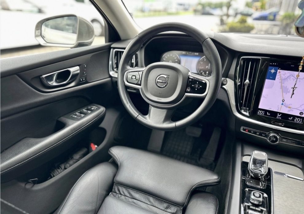 Volvo V60 *INSCRIPTION*