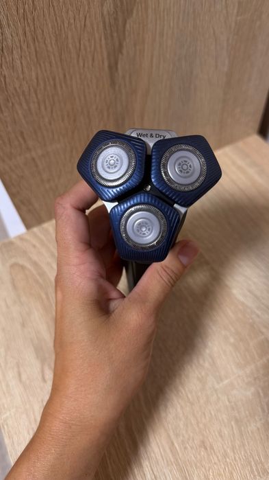 Продам електробритву Philip’s 7882