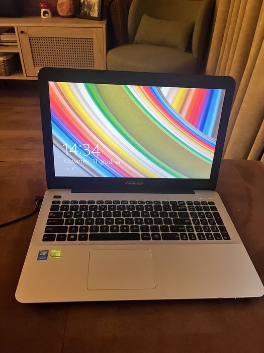 Sprawny laptop ASUS X555L w dobrym stanie