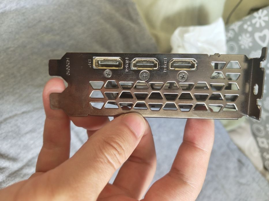 GIGABYTE GTX 1650 4GB GDDR6 D6 OC | Sprawna, zadbana, bez pudełka