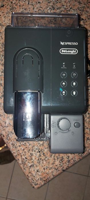 Lattissima touch black delonghi