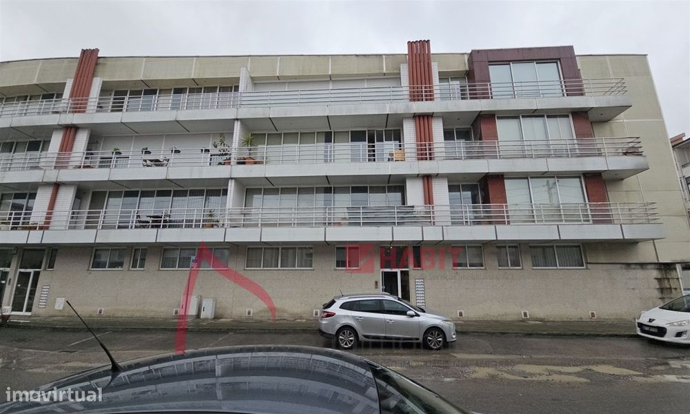 Apartamento T3 com 2 frentes e varandas em Ferreiros – Braga  O Seu Ap