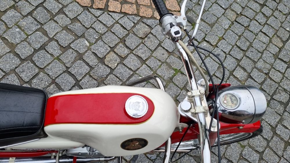 Motorizada Macal M-50 Turismo