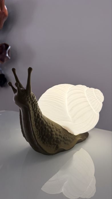 Candeeiro de Mesa Caracol