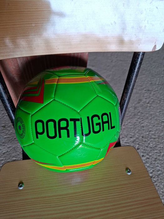 Bola de futebol nova