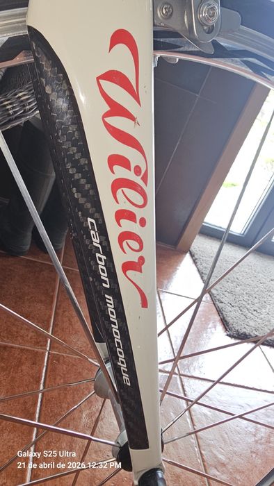 Bicicleta wilier triestina monocoque system