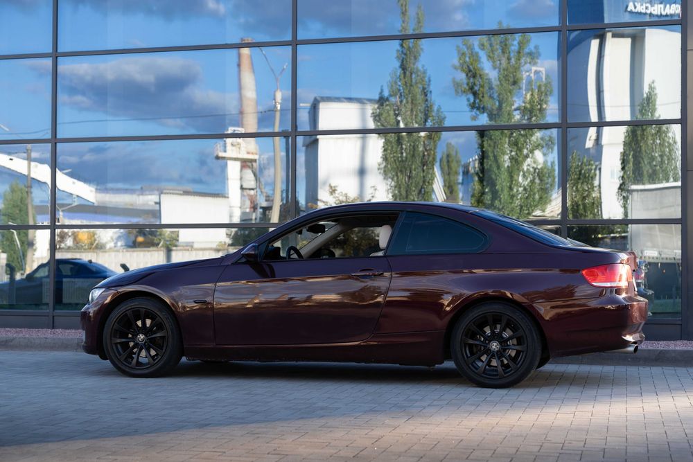 BMW 3 Series 2007 VIN WBAWA51020JP99497 фото оголошення 2 з 18