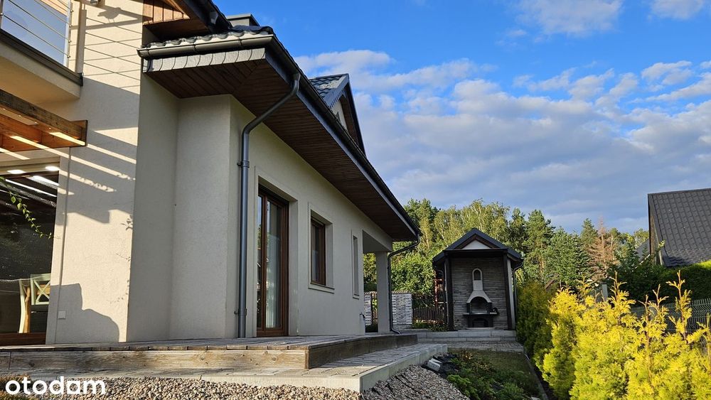 sprzedam komfortowy dom z pięknym widokiem na jezioro