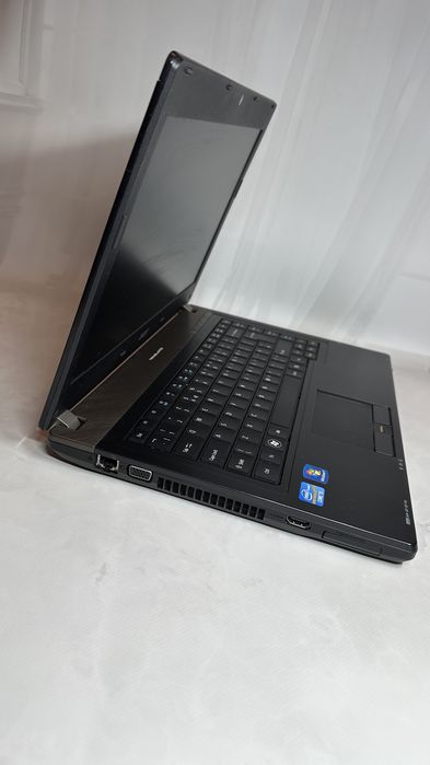 Acer TravelMate model P643-M