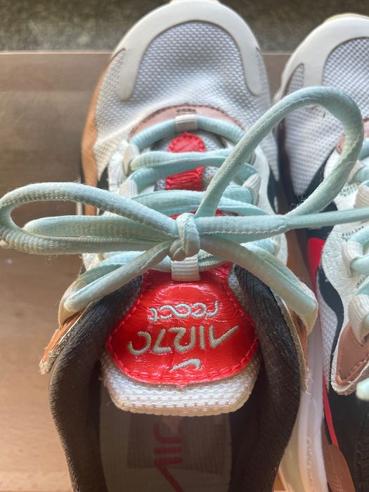 Nike Air Max React 270