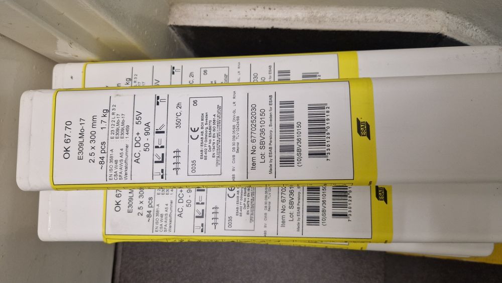 Elektrody ESAB OK 67.70 2,5x300 mm 1,7 kg