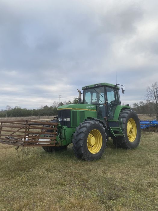 Трактор John Deere 7800