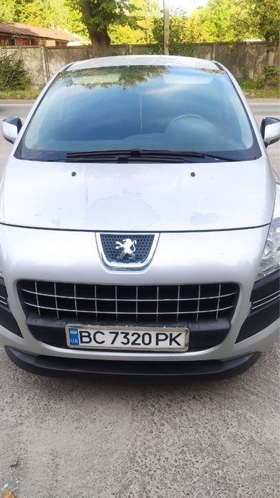 Peugeot 3008 2011
