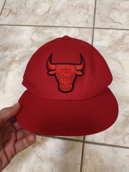 Кепка New Era 59FIFTY NBA Chicago Bulls червона розмір 7