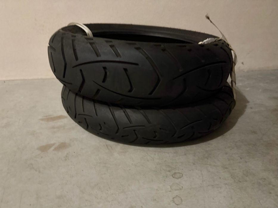 Pneus Metezeler next BMW Nine T ou similar