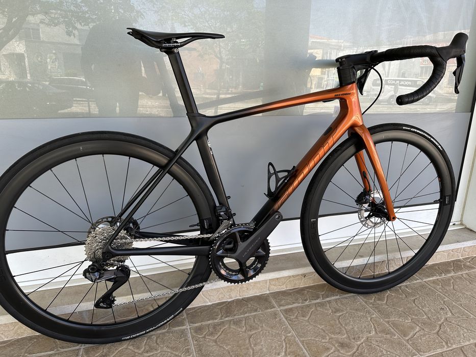 Bicicleta de estrada Giant - Ultegra di2