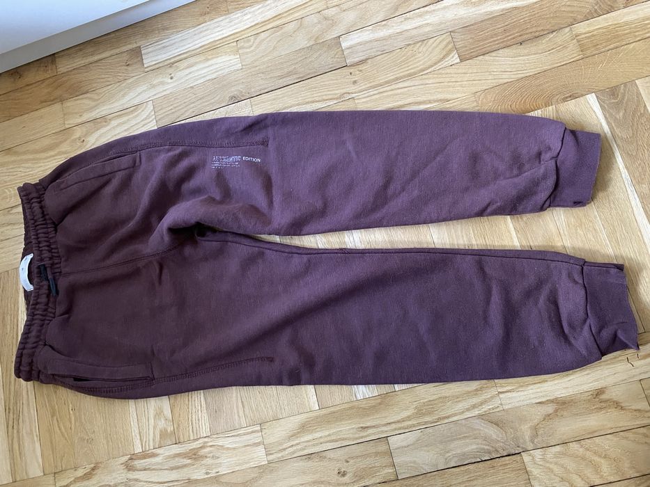 Zara - spodnie dresowe r.140