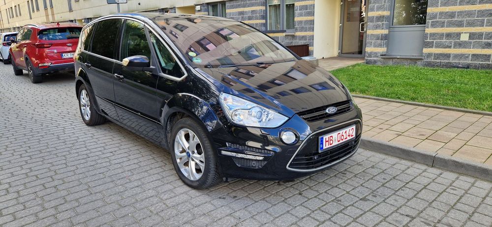 Ford S-Max