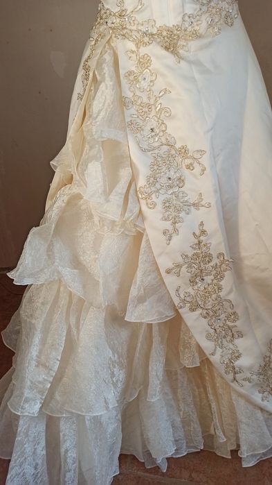 свадебное платье