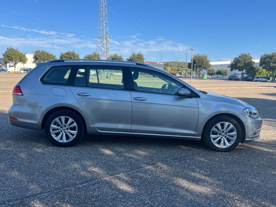 Volkswagen Golf Variant 1.6 tdi confortline