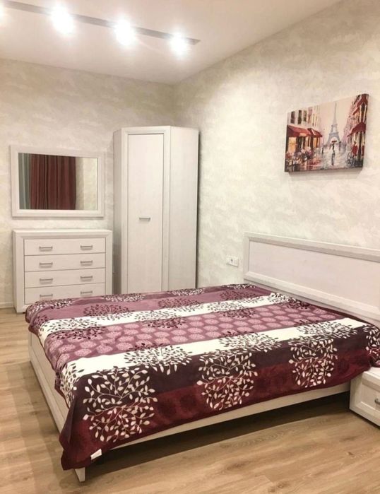 Срочно сдам квартиру в ЖК "Граф", ул. Азарова 8. Центр города