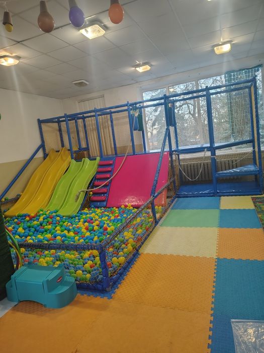 Продам ігровий лабіринт