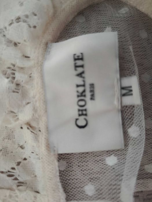 Blusa Rendilhada Choklate Paris – Tamanho M – Transparente, Creme