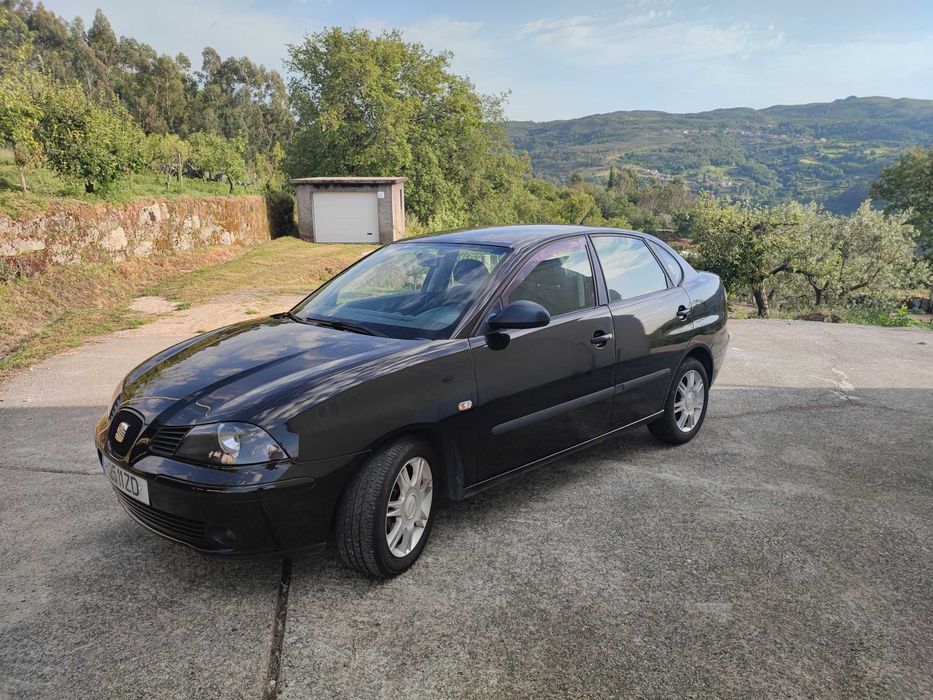 SEAT Córdoba 1.4 TDI • Gasóleo • 2.300€