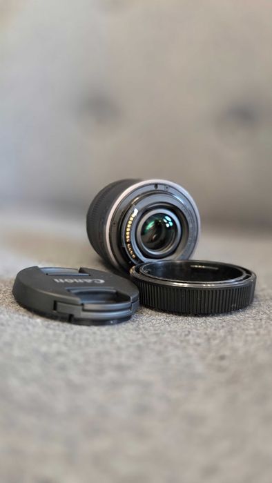 Canon RF 24-50mm IS STM – bardzo dobry stan, lekki, idealny do R8/R6