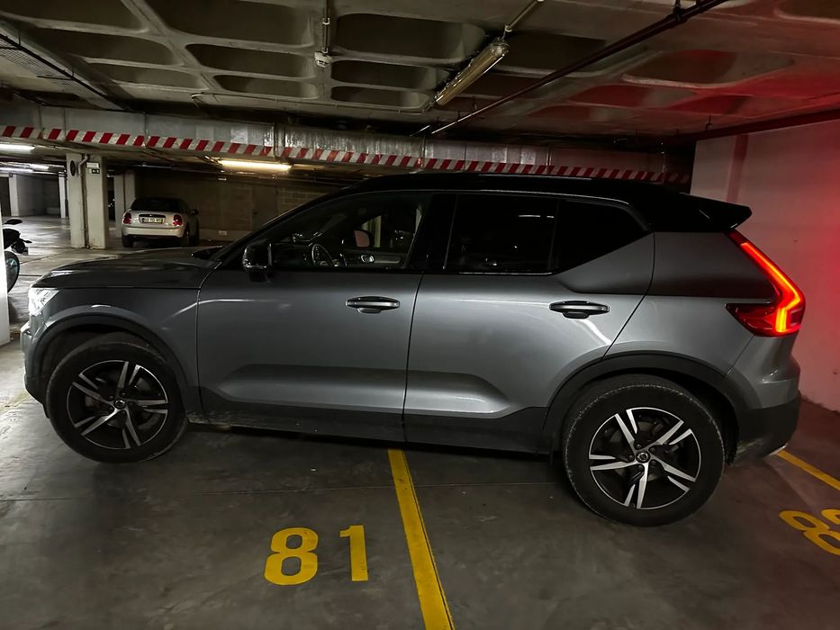 Volvo XC 40 2.0 T4 R-Design