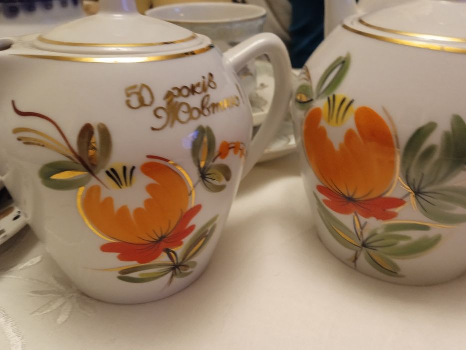 Чайник.Барановка.Полонное.сахарница и сливочник,фарфор тематический.СФ