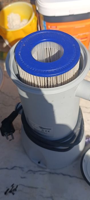Duas bombas para piscinas