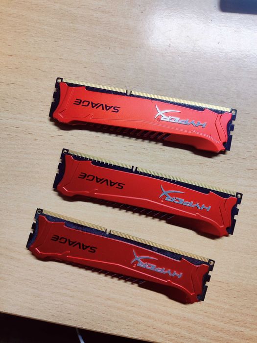 pamięć RAM DDR3 firmy Kingston HyperX  1600