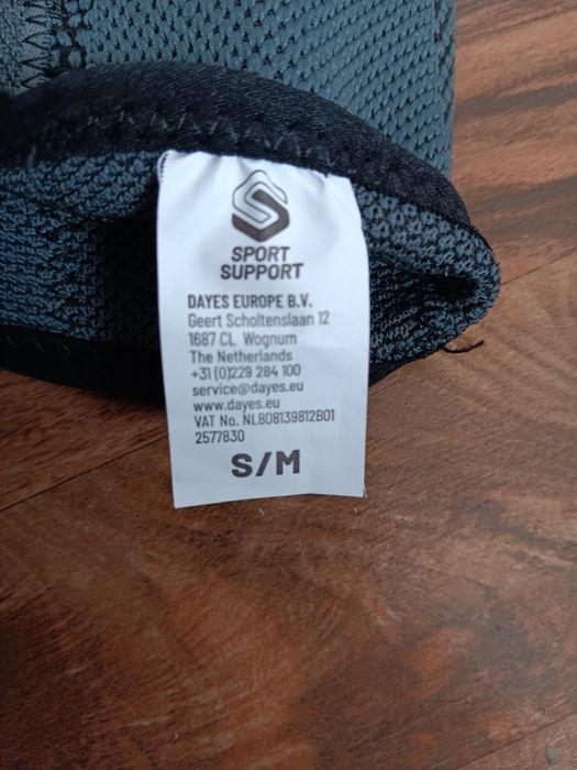 Бандаж на коліно SportSupport р.S/M