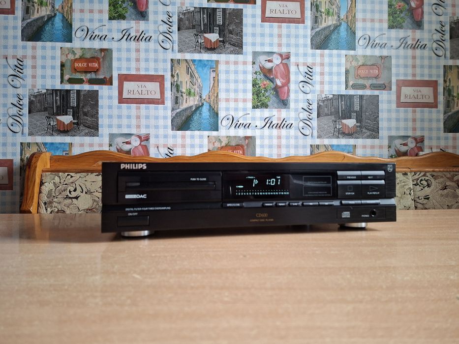 Отличный проигрыватель CD Philips CD600,АССОРТИМЕНТ,гарантия!