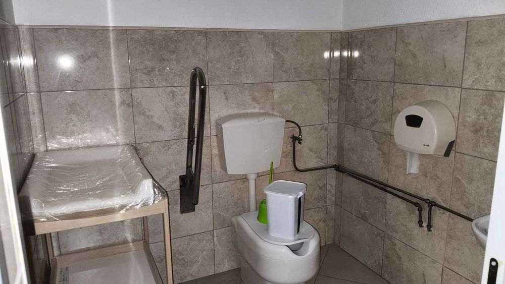 Snack-Bar Equipado para Arrendamento