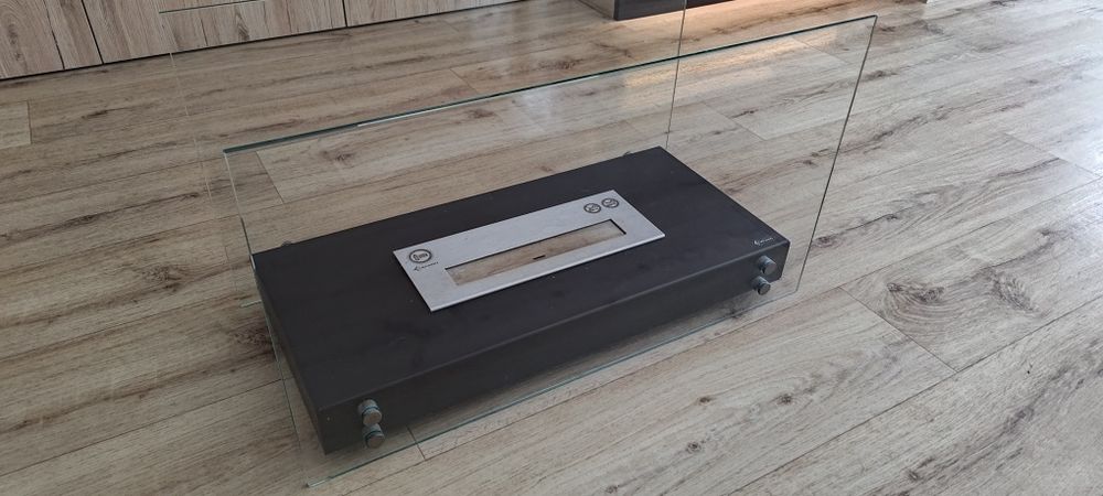 Elegancki Biokominek wolnostojącym.