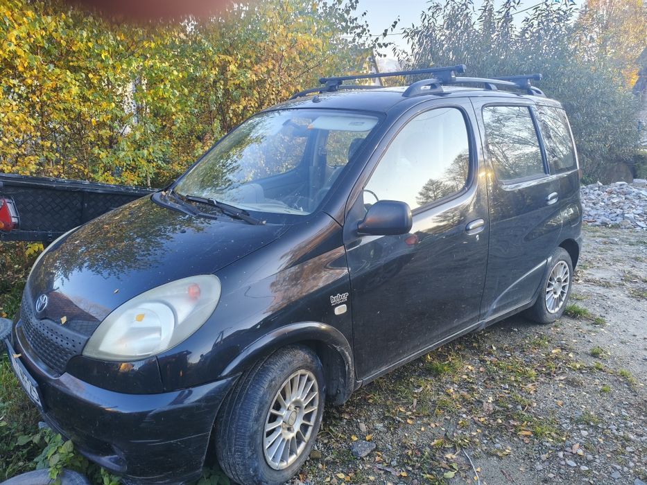 Toyota Yaris Verso