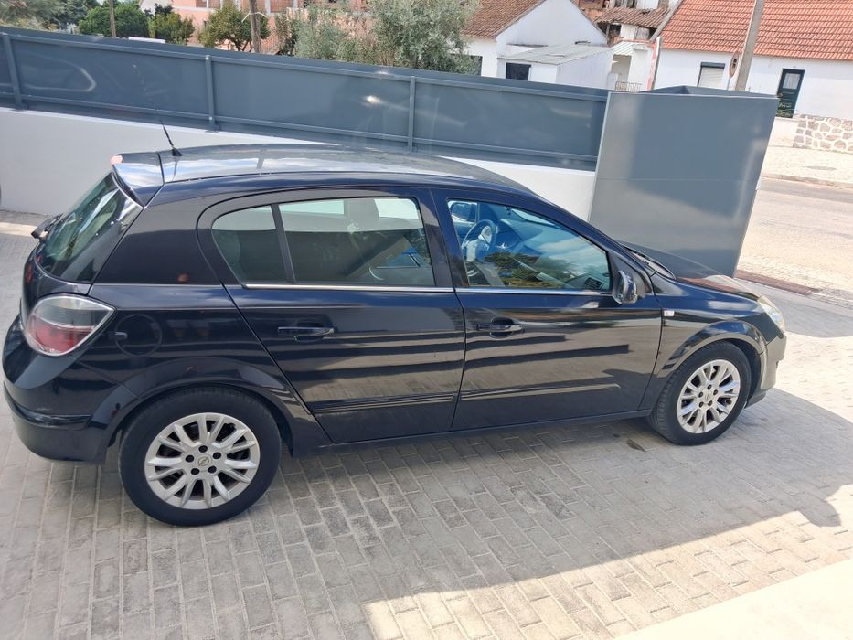 Vendo astra h impecável foto 4