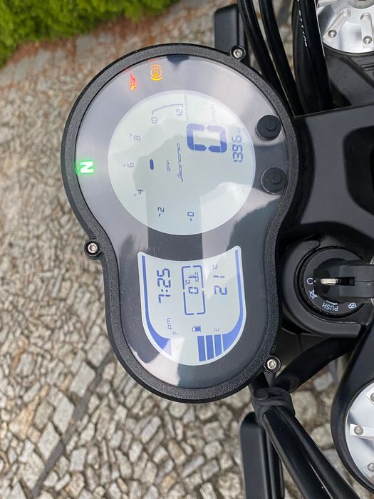 Benelli Leoncino Trail A2 1400 km przebiegu.