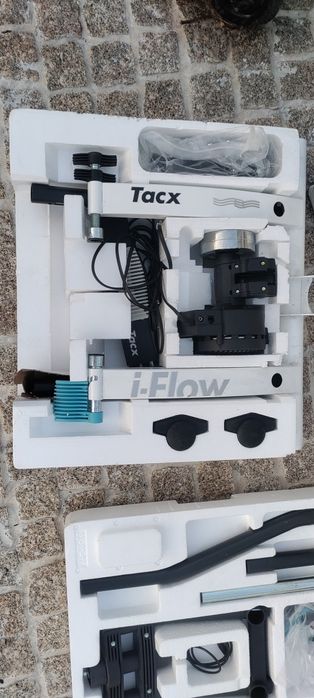 Rolo treino Tacx Flow