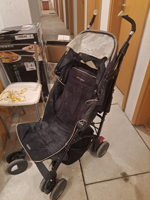 Vendo Carrinho bebé usado