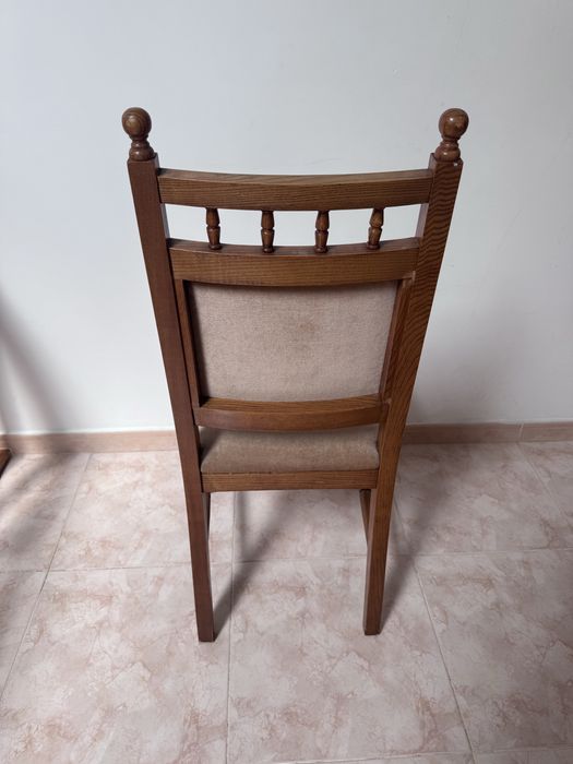 Cadeira de Jantar